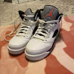 Jordan size 6 y